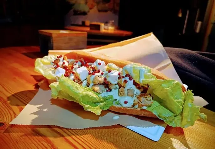Bocadillo vegano del Bar Dos Caballos en Sangüesa